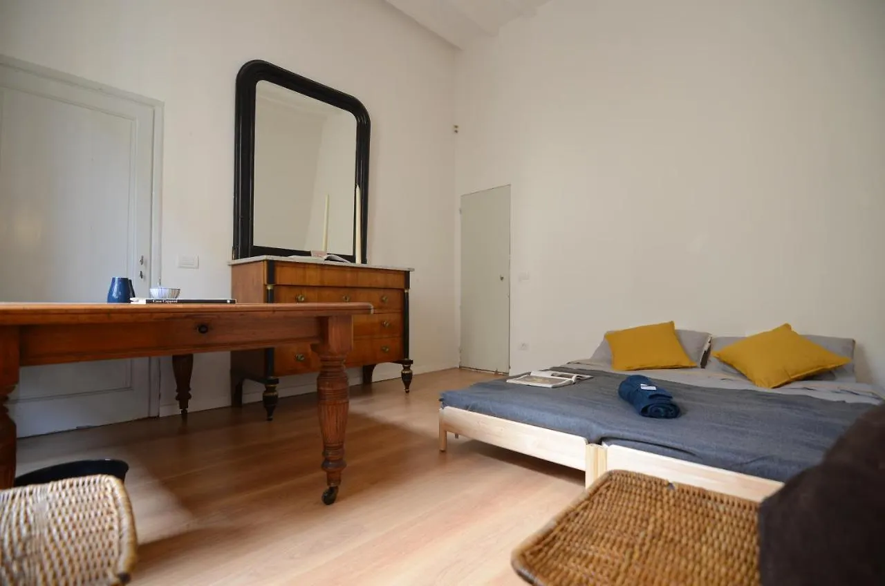 L'Atelier Guest House Di Poison Poke Florence