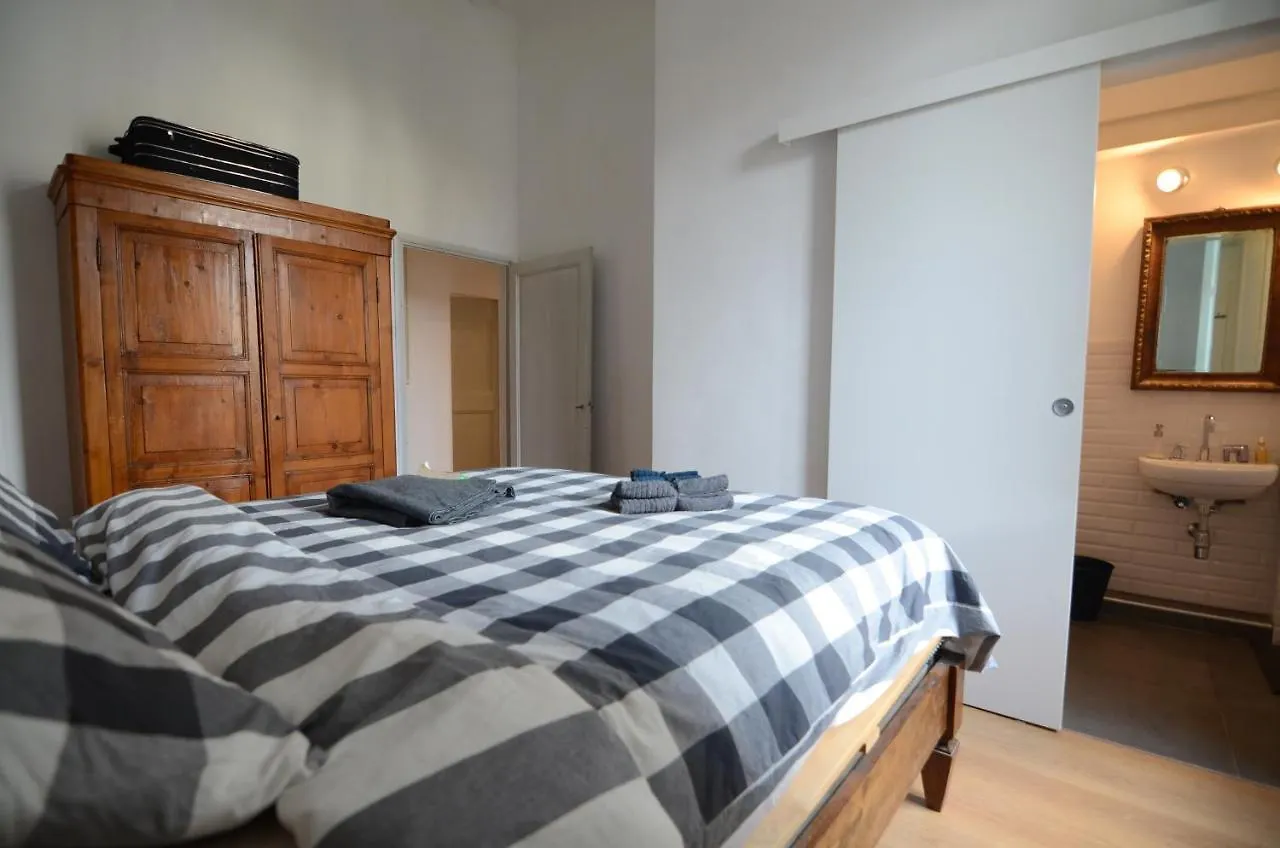 L'Atelier Guest House Di Poison Poke Florence Italy